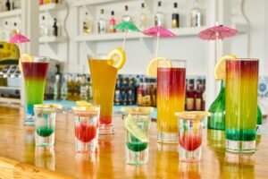 selezione di bicchieri da cocktail